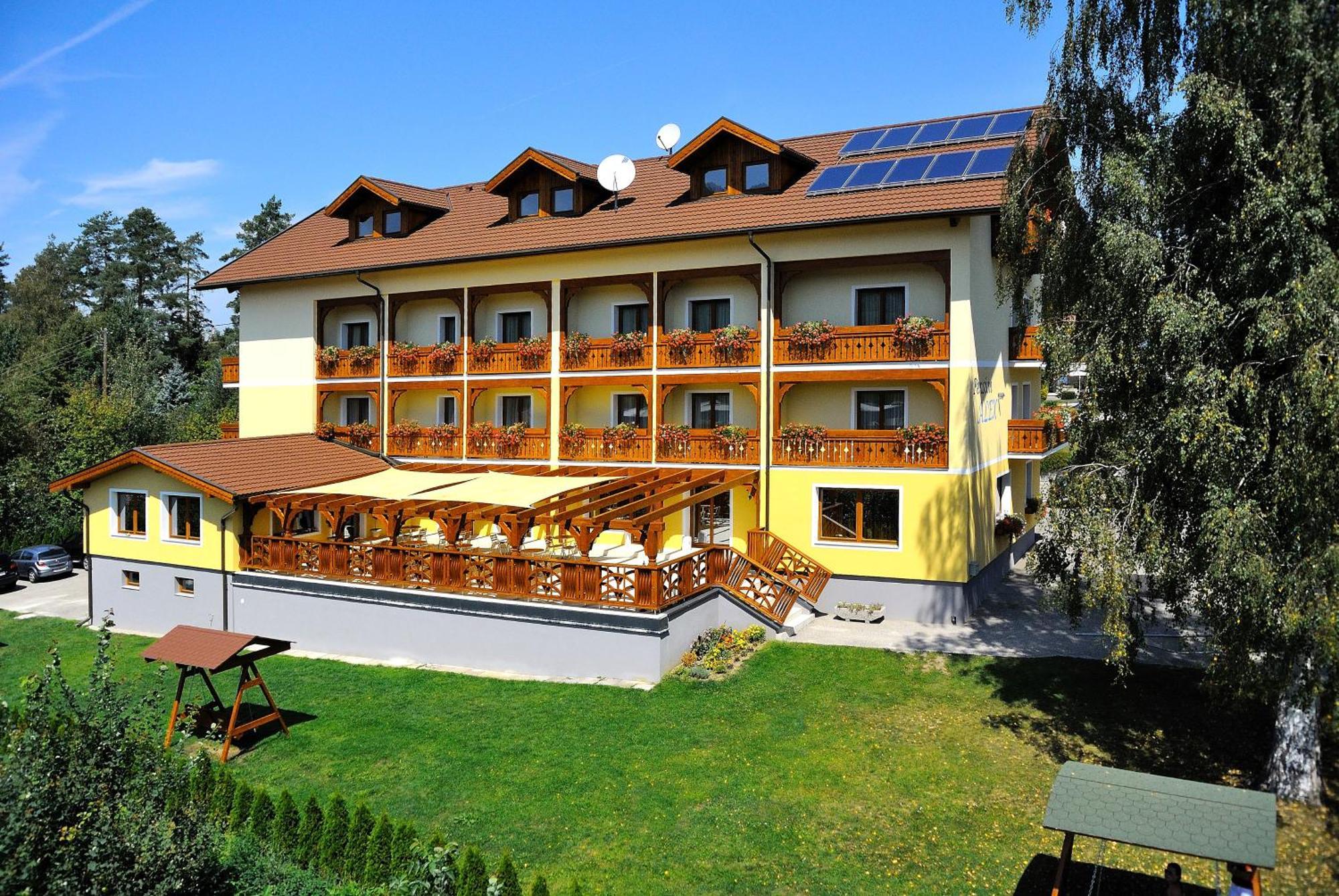 Hotel Alex Sankt Kanzian am Klopeiner See Buitenkant foto