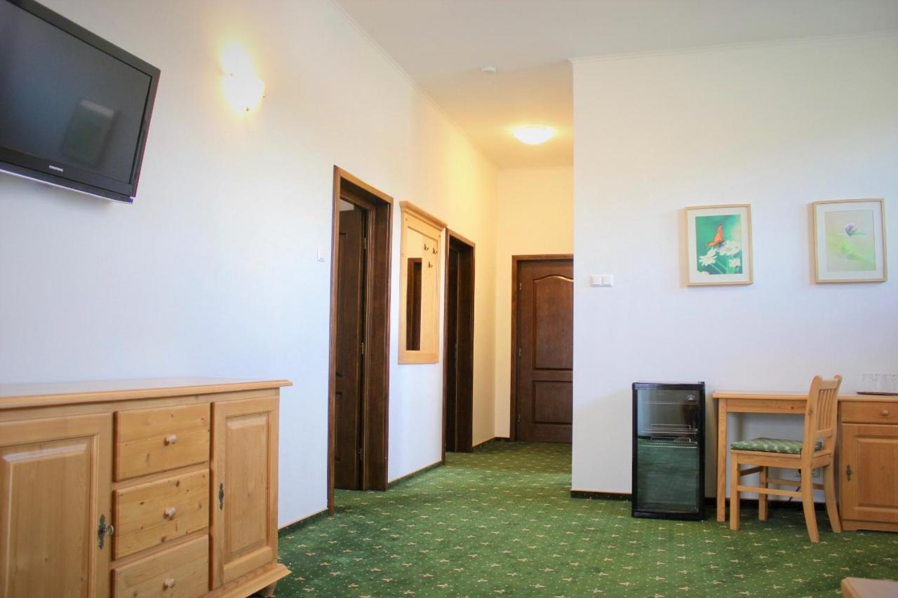 Hotel Alex Sankt Kanzian am Klopeiner See Buitenkant foto